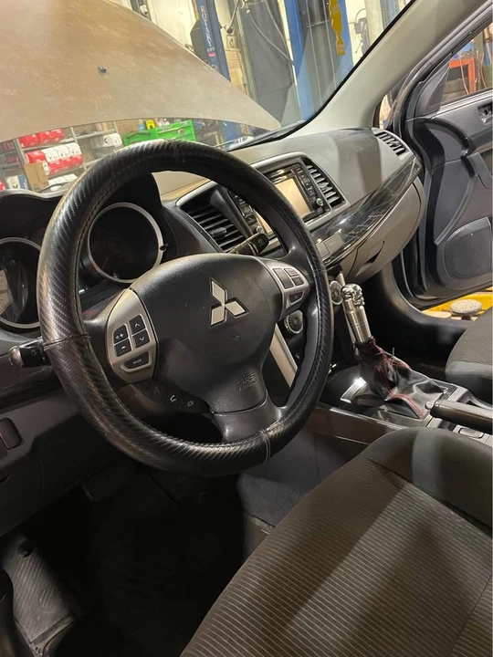 2017 Mitsubishi Lancer 10th Gen - Image 14 of 20
