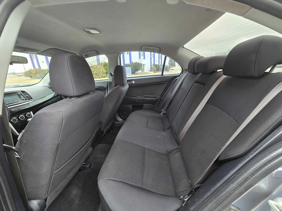 2017 Mitsubishi Lancer 10th Gen - Image 13 of 20