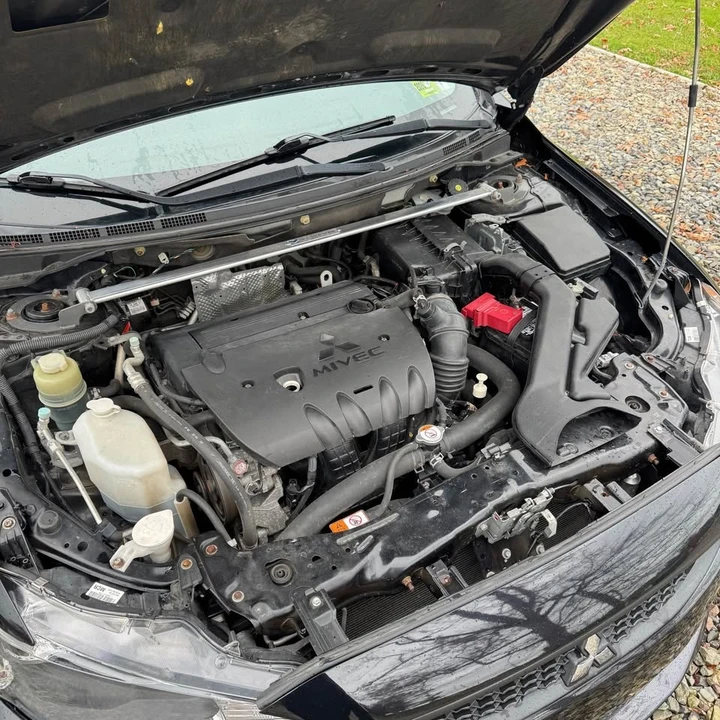 2017 Mitsubishi Lancer 10th Gen - Image 11 of 19