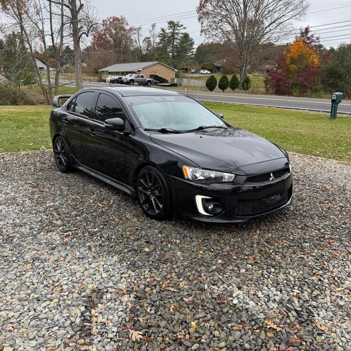 2017 Mitsubishi Lancer 10th Gen - Image 2 of 19