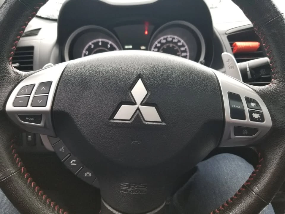 2017 Mitsubishi Lancer 10th Gen - Image 15 of 20