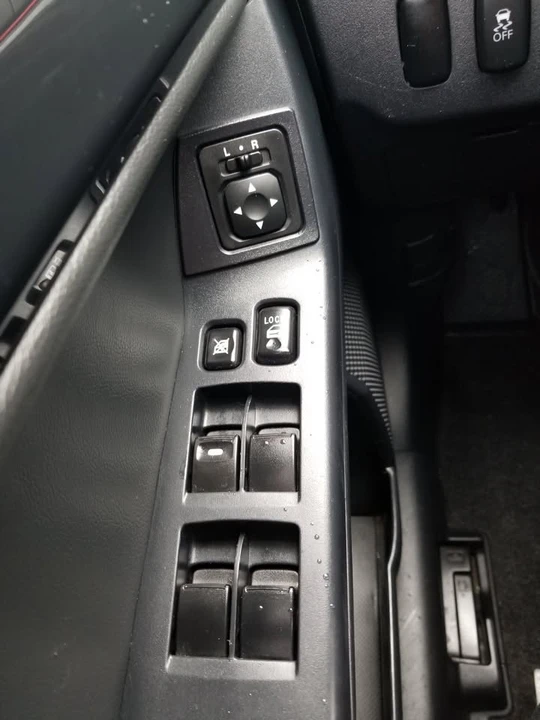 2017 Mitsubishi Lancer 10th Gen - Image 18 of 20
