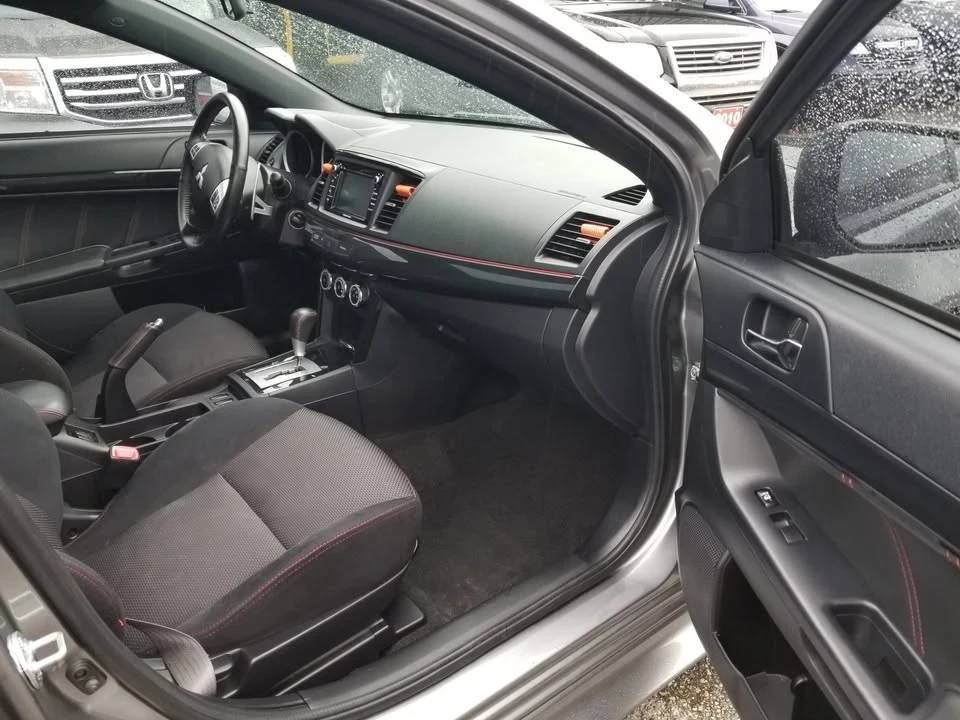 2017 Mitsubishi Lancer 10th Gen - Image 11 of 19
