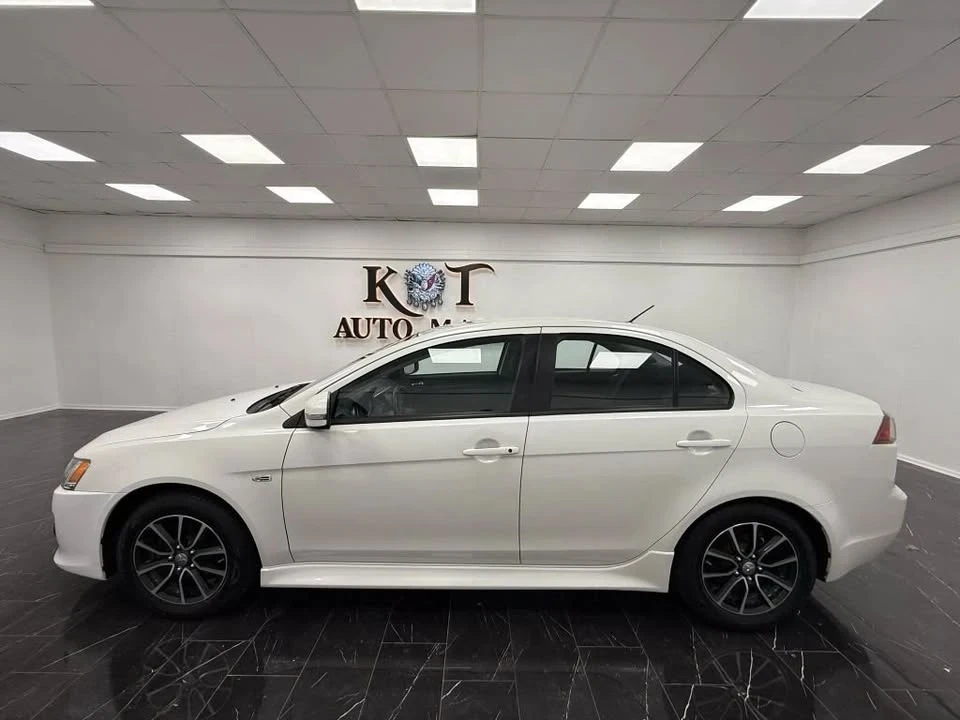 2017 Mitsubishi Lancer 10th Gen - Image 5 of 17