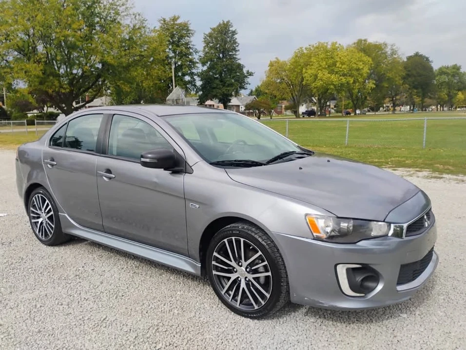 2017 Mitsubishi Lancer 10th Gen - Image 2 of 6