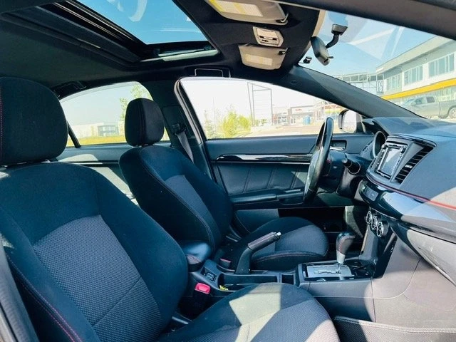 2017 Mitsubishi Lancer 10th Gen - Image 8 of 12
