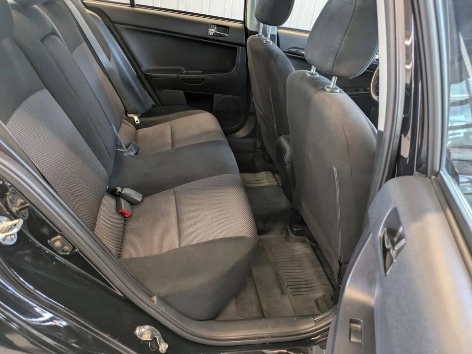 2017 Mitsubishi Lancer 9th Gen - Image 17 of 20