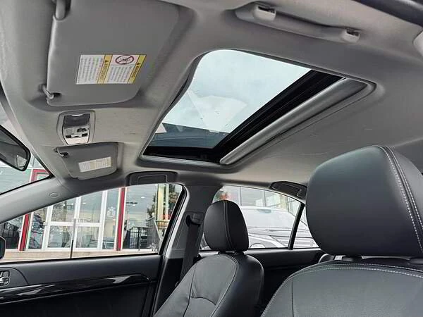 2017 Mitsubishi Lancer 10th Gen - Image 11 of 19