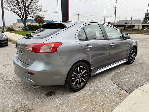 2017 Mitsubishi Lancer 10th Gen - Image 5 of 19