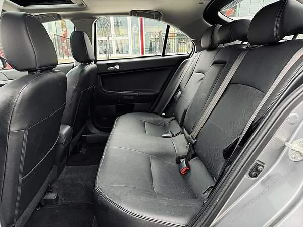 2017 Mitsubishi Lancer 10th Gen - Image 12 of 19
