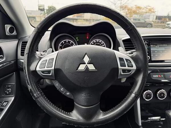 2017 Mitsubishi Lancer 10th Gen - Image 15 of 19
