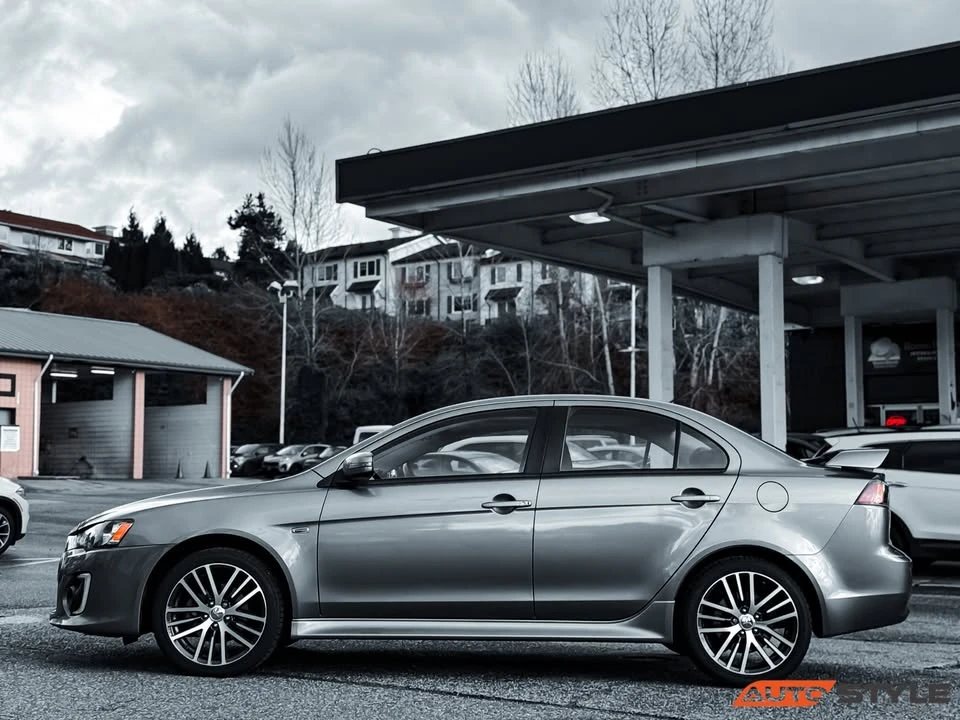 2017 Mitsubishi Lancer 10th Gen - Image 7 of 17