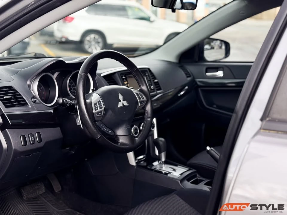 2017 Mitsubishi Lancer 10th Gen - Image 9 of 17