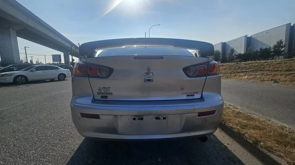 2017 Mitsubishi Lancer 10th Gen - Image 4 of 16