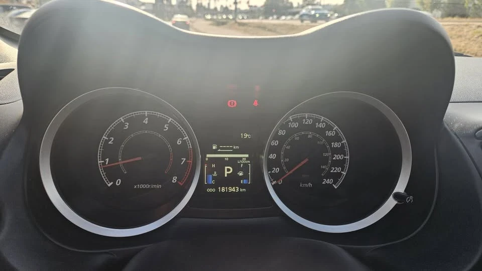 2017 Mitsubishi Lancer 10th Gen - Image 12 of 16