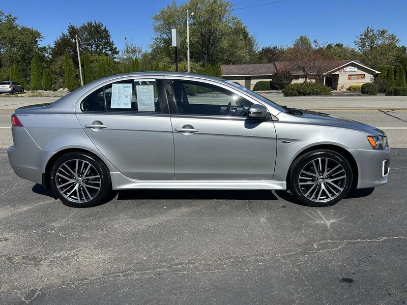 2017 Mitsubishi Lancer 10th Gen - Image 4 of 14
