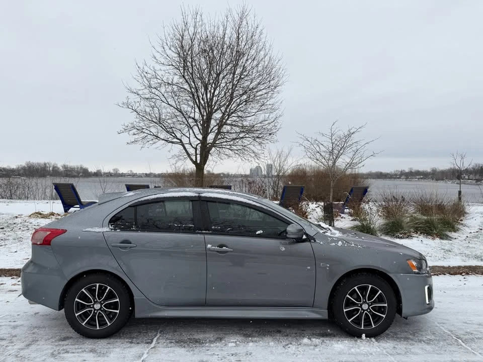 2017 Mitsubishi Lancer 10th Gen - Image 5 of 10