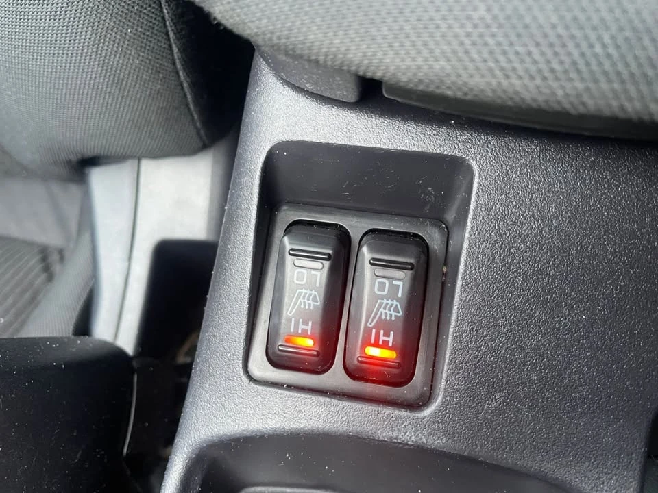 2017 Mitsubishi Lancer 10th Gen - Image 10 of 16
