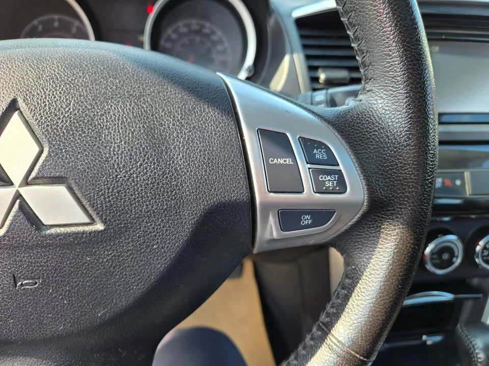 2017 Mitsubishi Lancer 10th Gen - Image 13 of 20