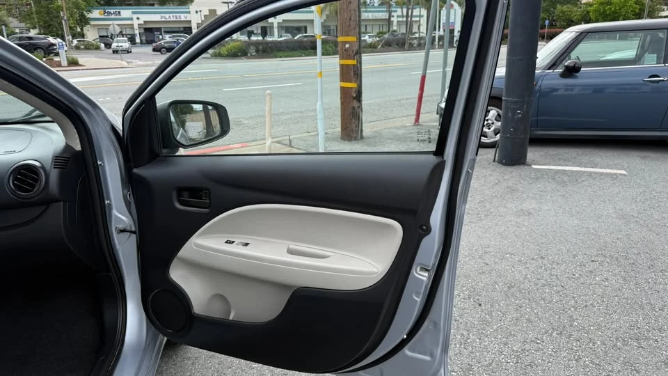2017 Mitsubishi Mirage 6th Gen - Image 13 of 17