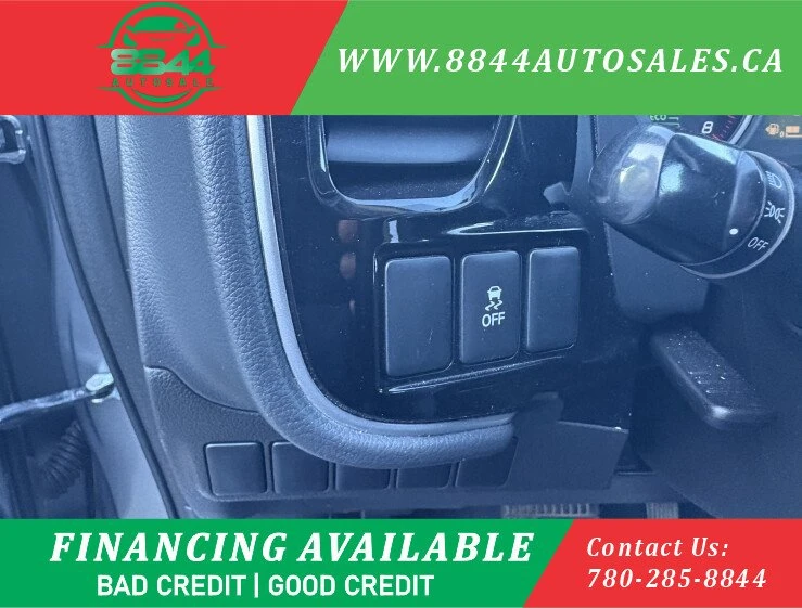 2017 Mitsubishi Outlander - Image 15 of 15