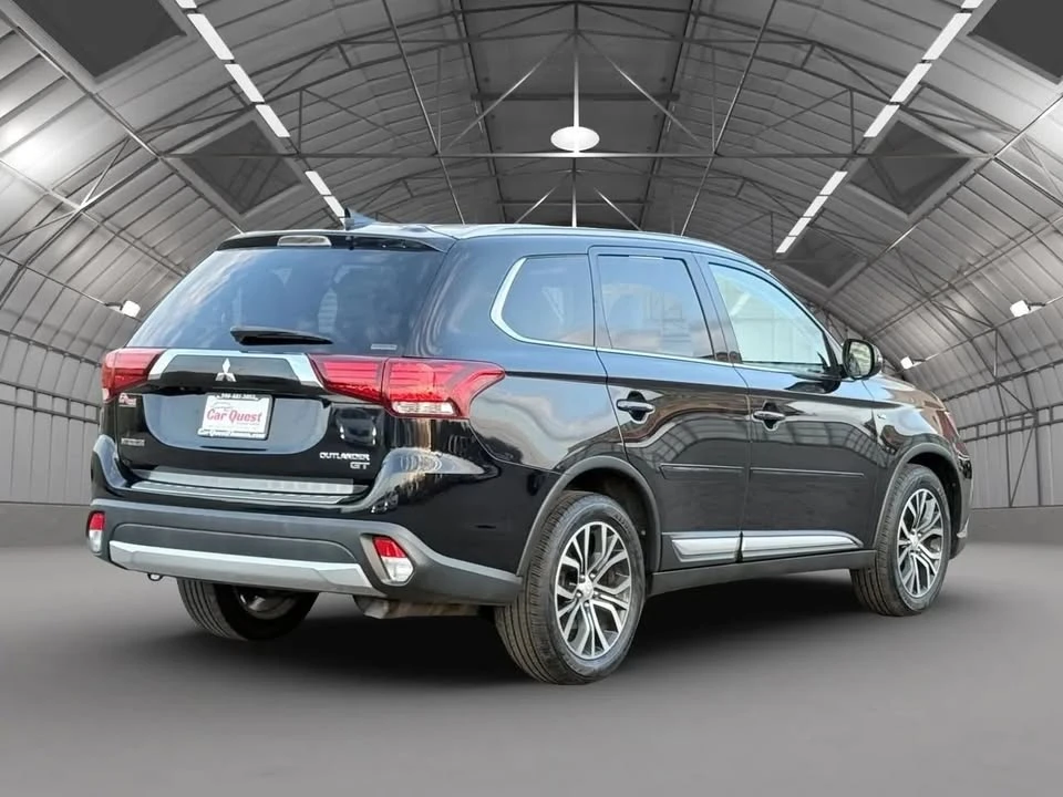 2017 Mitsubishi Outlander - Image 7 of 20