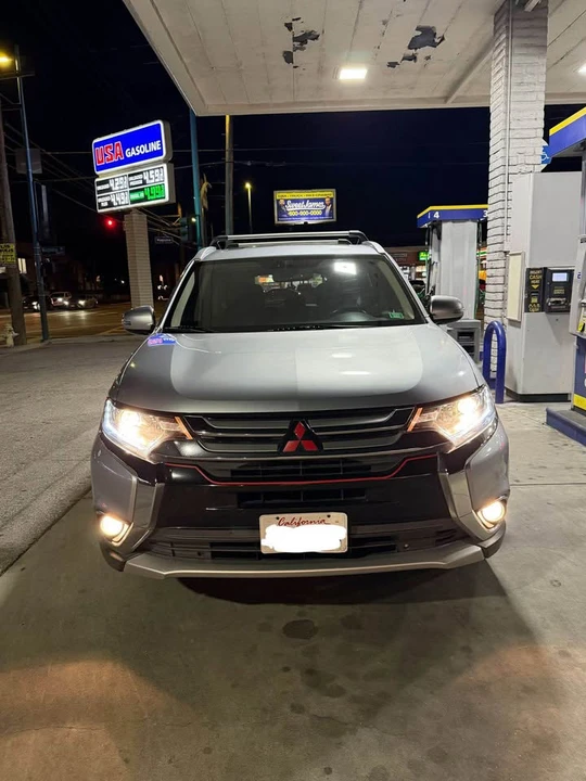 2017 Mitsubishi Outlander - Image 17 of 19