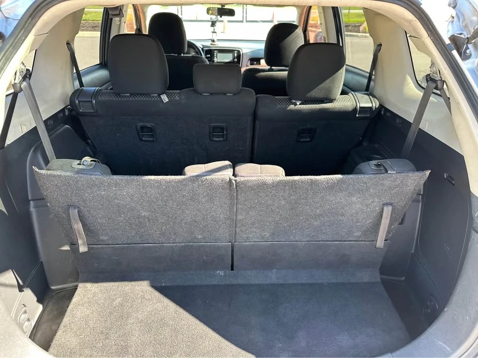 2017 Mitsubishi Outlander - Image 20 of 20