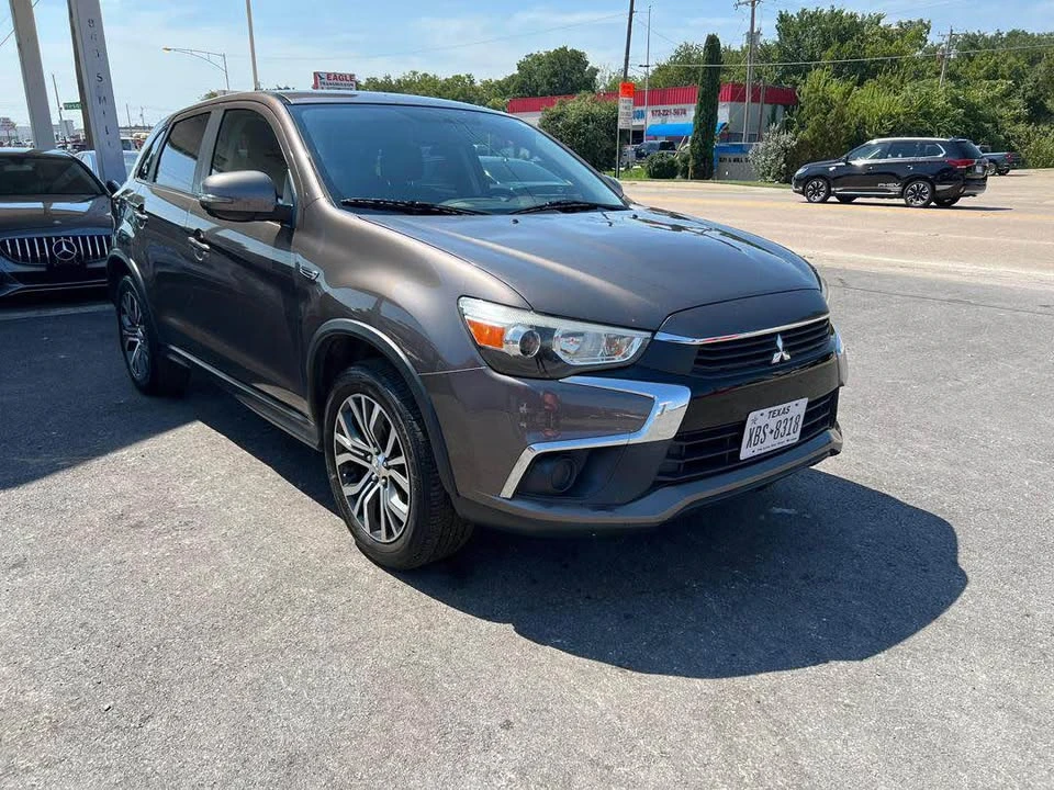 2017 Mitsubishi Outlander - Image 6 of 7