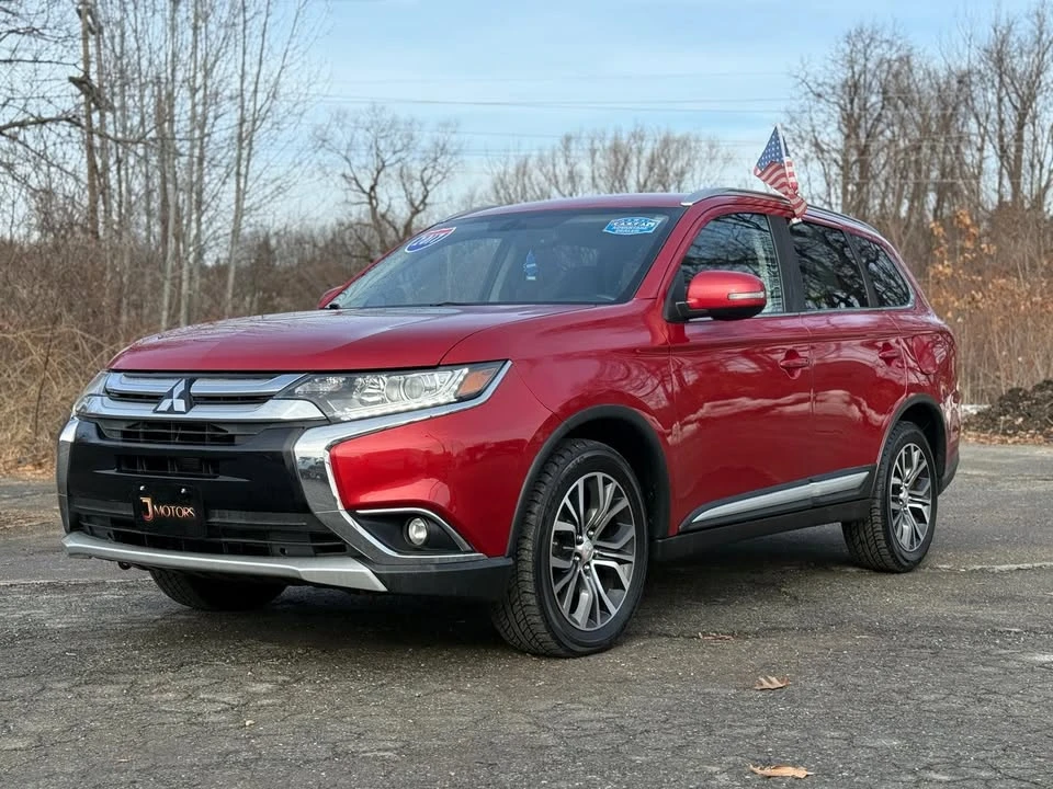 2017 Mitsubishi Outlander - Image 3 of 15