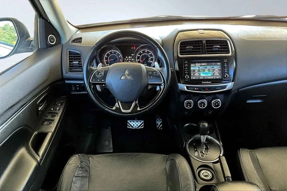 2017 Mitsubishi Outlander - Image 7 of 19