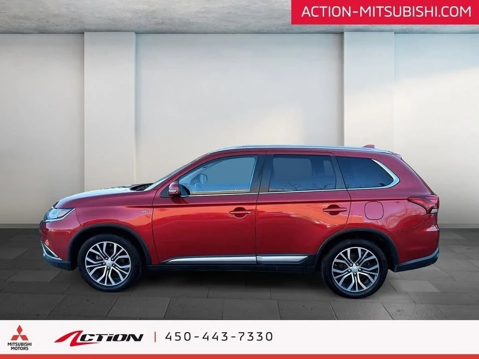 2017 Mitsubishi Outlander - Image 2 of 20