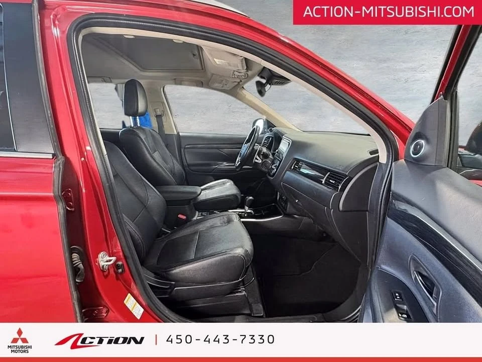 2017 Mitsubishi Outlander - Image 16 of 20