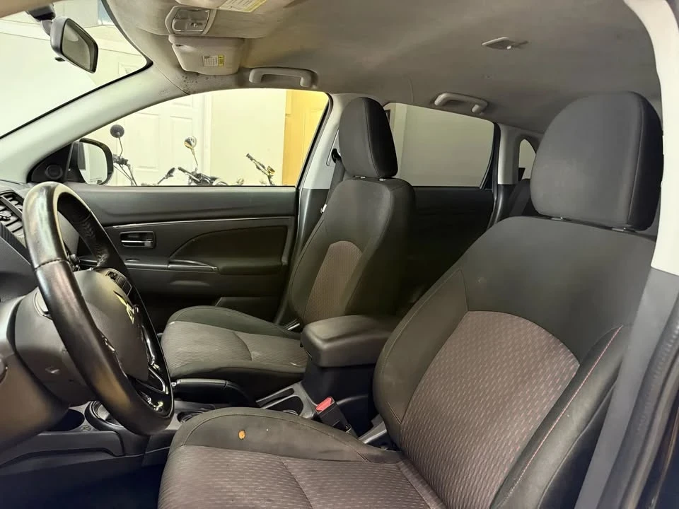 2017 Mitsubishi Outlander - Image 7 of 19