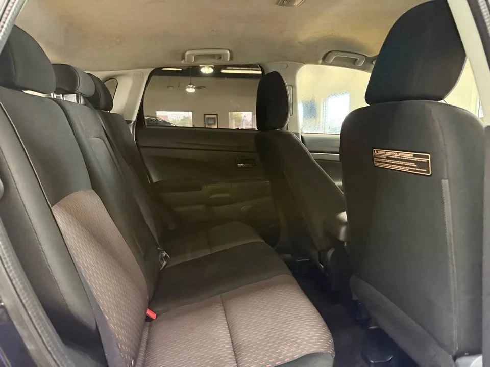 2017 Mitsubishi Outlander - Image 14 of 19