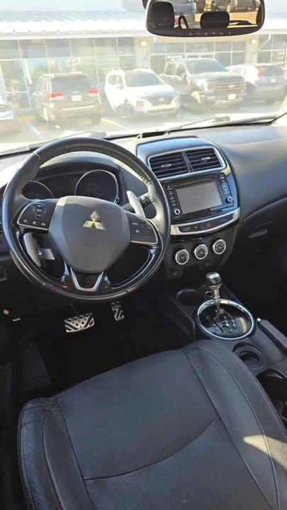 2017 Mitsubishi Outlander - Image 8 of 8