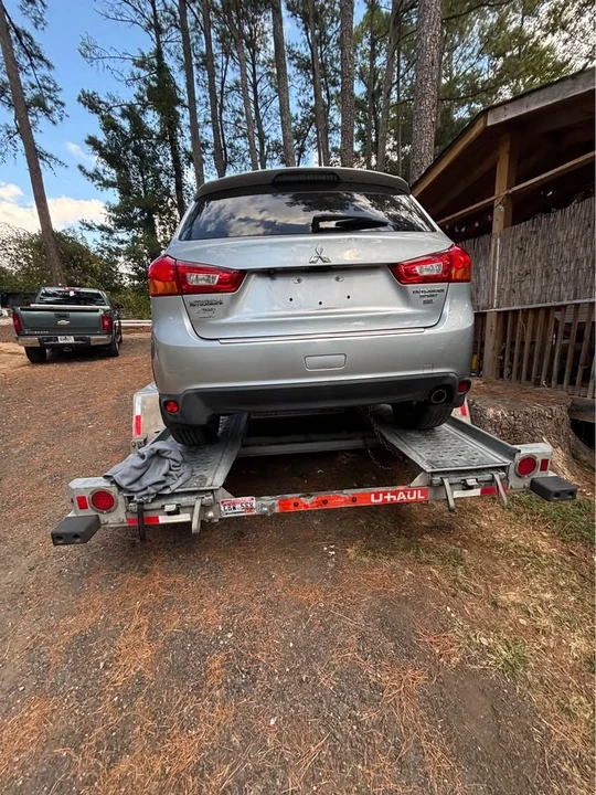 2017 Mitsubishi Outlander - Image 3 of 9