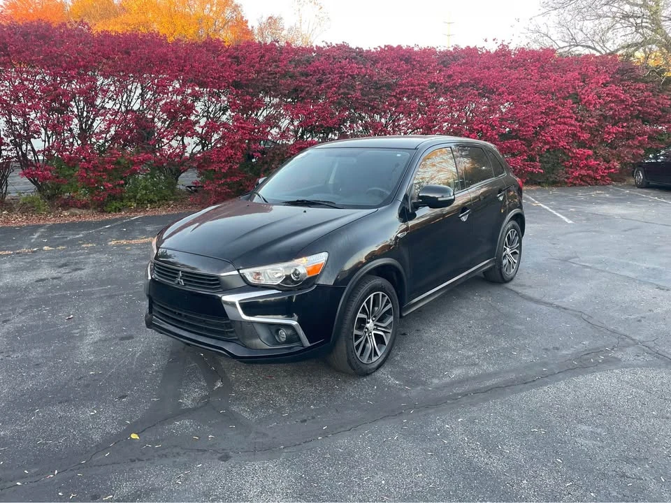 2017 Mitsubishi Outlander - Image 8 of 10