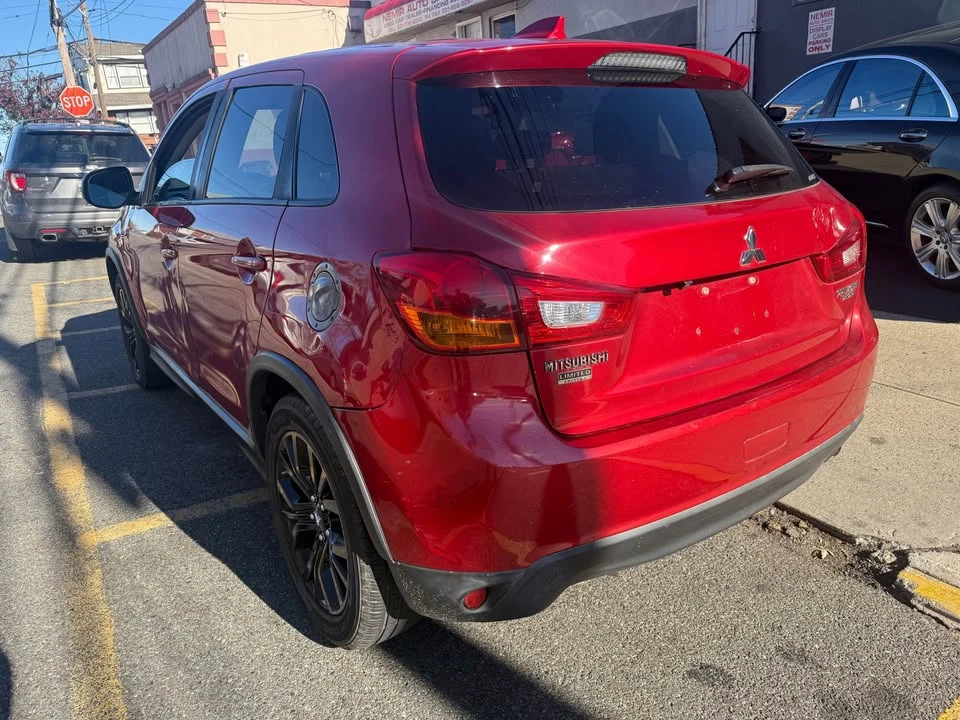 2017 Mitsubishi Outlander Sport - Image 4 of 8