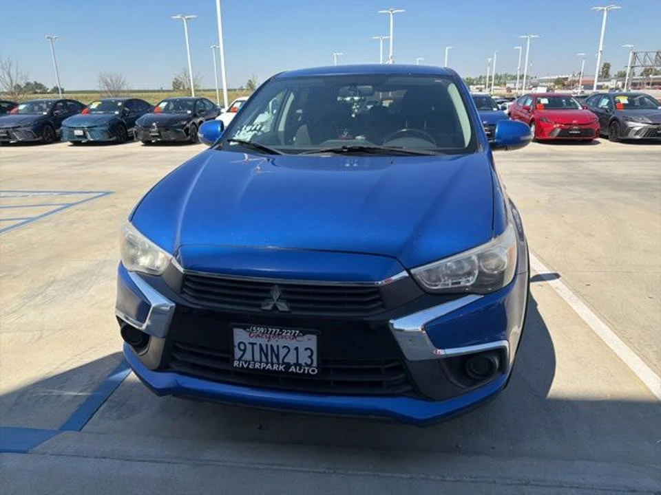 2017 Mitsubishi Outlander - Image 3 of 8