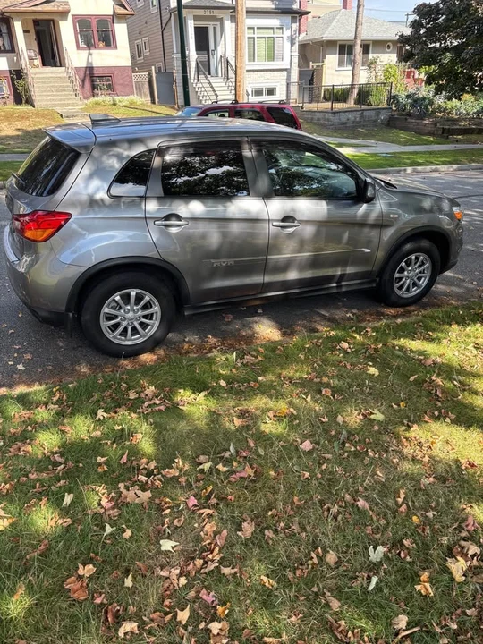 2017 Mitsubishi RVR - Image 3 of 4