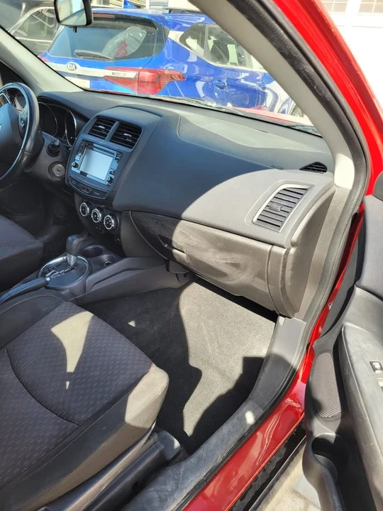 2017 Mitsubishi RVR - Image 6 of 12