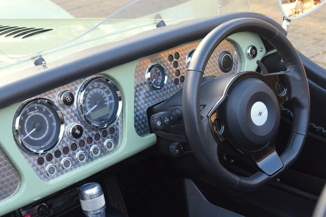 2017 Morgan Plus 8 - Image 23 of 30