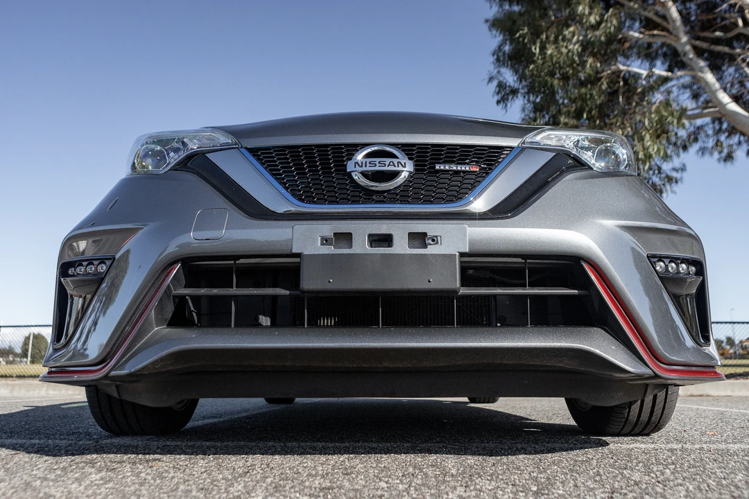 2017 Nissan Versa - Image 14 of 31