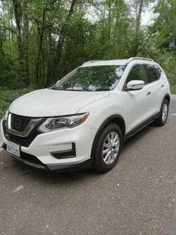 2017 Nissan Rogue - Image 2 of 9