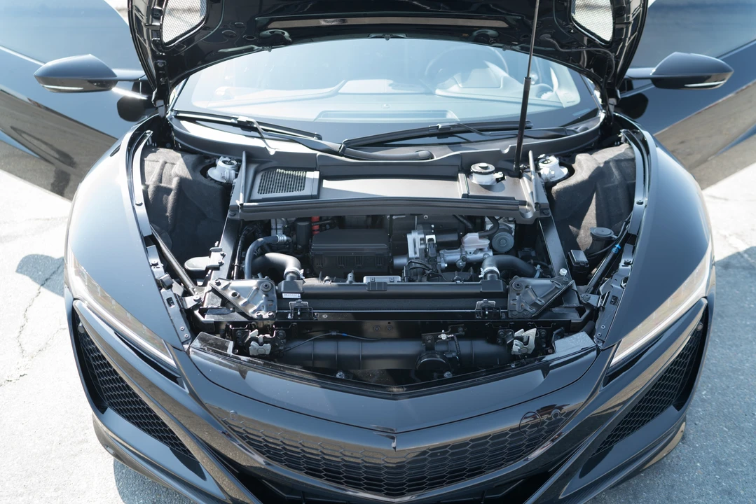 2017 Acura NC1 NSX - Image 10 of 29
