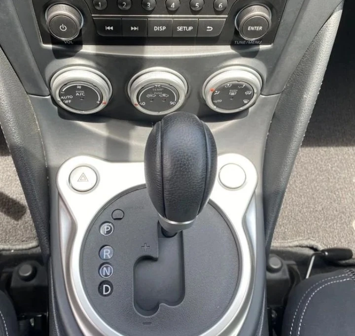 2017 Nissan Z - Image 6 of 11