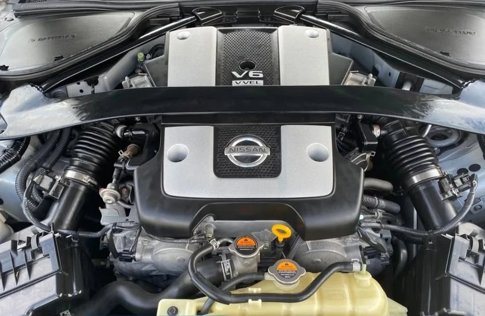 2017 Nissan Z - Image 11 of 11