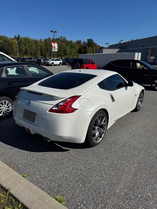 2017 Nissan 370Z 6th Gen - Image 4 of 7