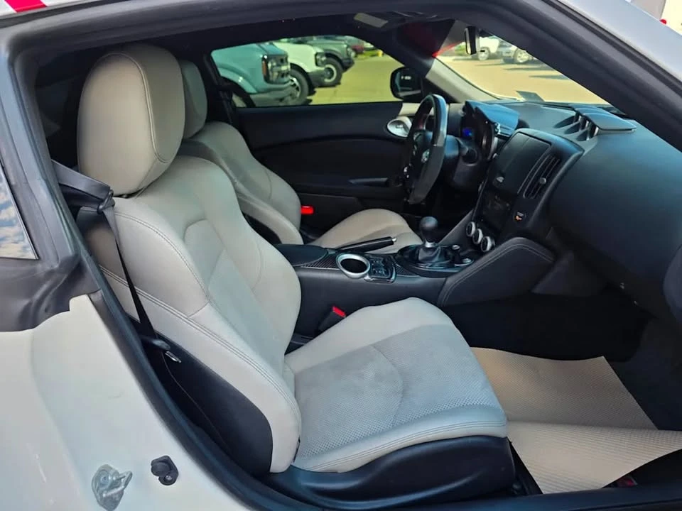 2017 Nissan 370Z 6th Gen - Image 15 of 18